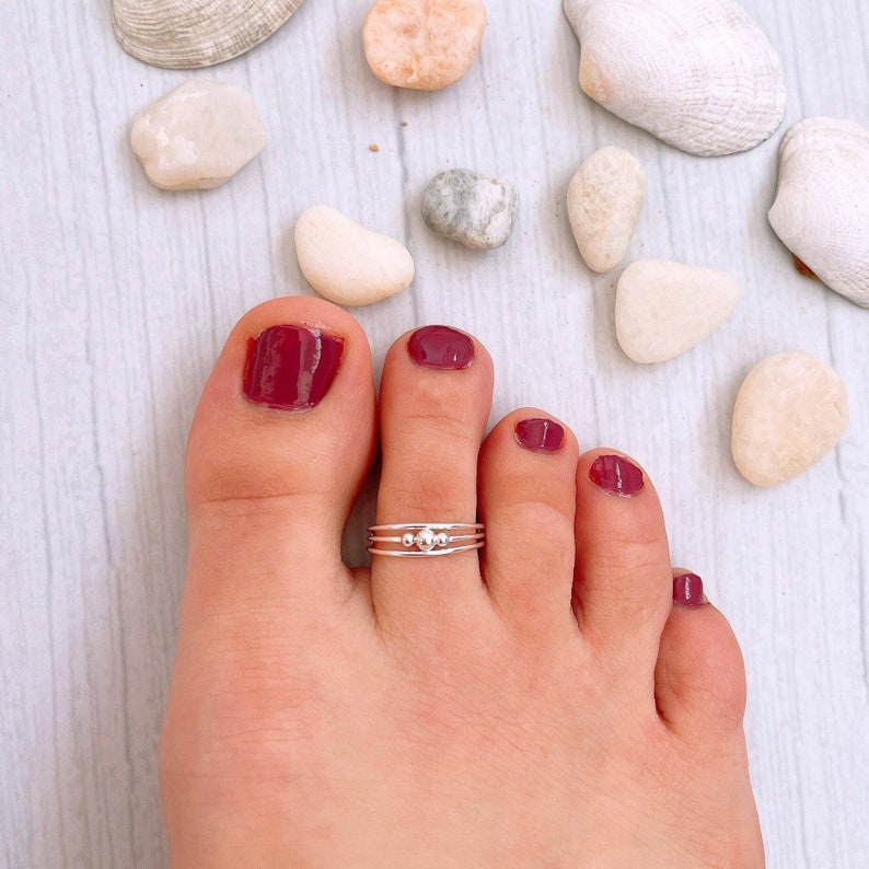 Sterling Silver 925 triple band adjustable toe ring, Unisex silver bead midi ring, knuckle ring, minimalist wide ring, dainty open ring 画像 1