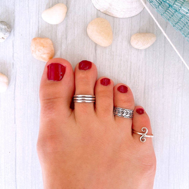 Chunky triple band adjustable toe ring, oxidized Sterling Silver 925 wide open ring, unisex ethnic midi ring, pinky ring, foot jewelry gift zdjęcie 9
