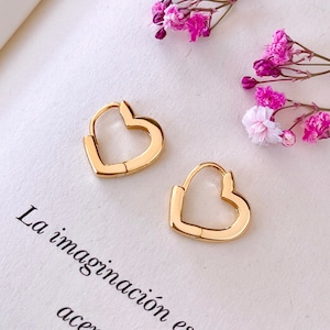 Aros en forma de corazón hipoalergénicos de Plata de Ley 925 y baño de Oro para lóbulo y cartílago, piercing helix, arete corazón para mujer