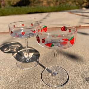 Strawberry Martini/Cocktail Glass - Mini & mixed strawberry sizes - Permanent vinyl