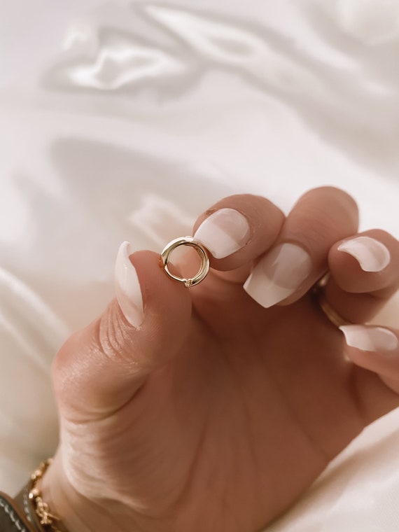 Thick gold cartilage hoop Clearance