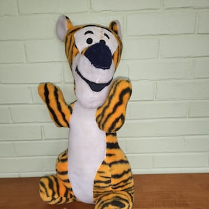 Vintage Tigger Stuffed Animal Walt Disney Plush Large 21&#39;&#39; Foam Cotton 1970s T6