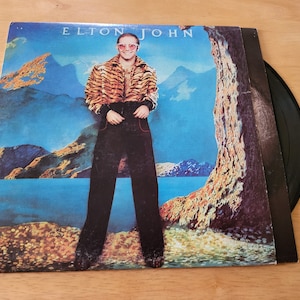 Elton John Caribou LP 1974 MCA-2116 Rock Pop Vinyl Record LP6