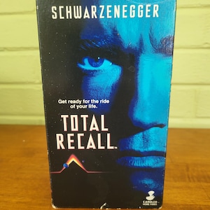 TOTAL RECALL VHS Movie 1990 Sci Fi Action Arnold Schwarzenegger V1
