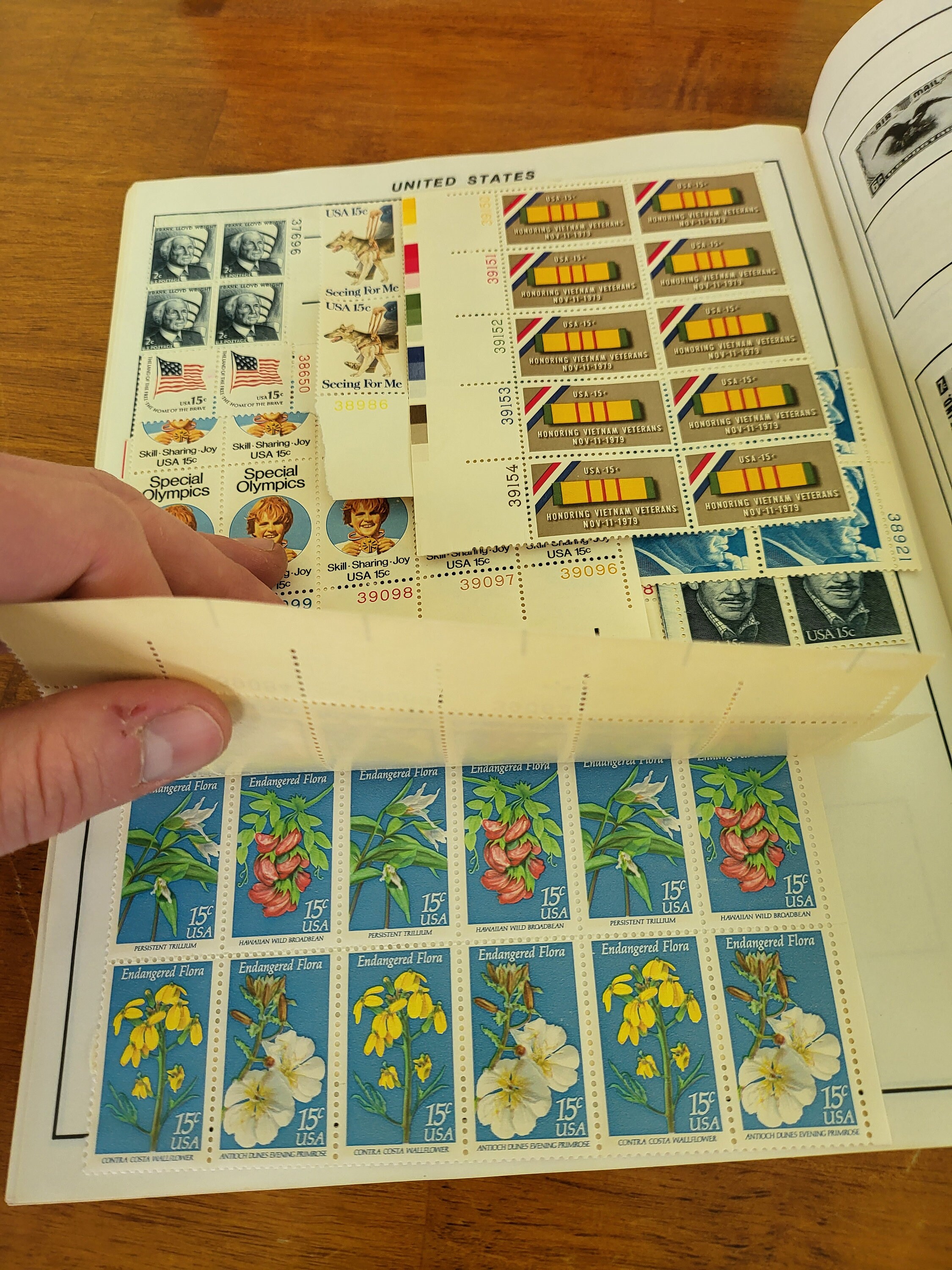 Vintage 1970s Treat Worldwide Stamp Collecting Album Stamps Huge Lot ...