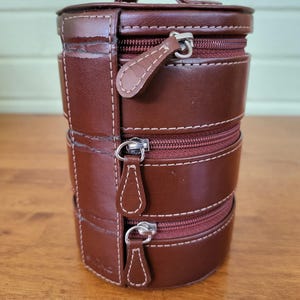 SWING - Étui de train rond marron à 3 couches, sac de voyage pour maquillage cosmétique, poignée supérieure T7