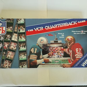 The VCR Quarterback Game NFL 1986 in excellent condition Complete Game Vintage