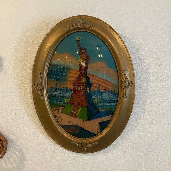 Antique 1917 WWI Reverse glass painting of Statue of Liberty on bubble/convex glass with wood gold painted  frame wall decor