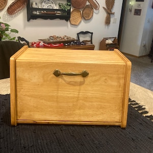Vintage bamboo breadbox made in Thailand