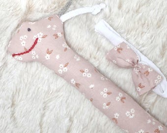 SET Rassel  "Willi Wurm" + Babyschleife,Kaustange,Mauve,Blümchen, Zahnungshilfe, Beißring, Baby, Spielzeug, Babygeschenk