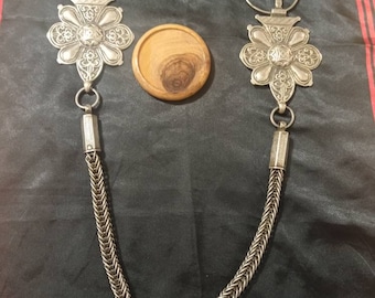 Old Pair of Berber Fibula in silver, with its original chain, Chtouka or Ait Hadidou tribe - Morocco, 1920&#39;s