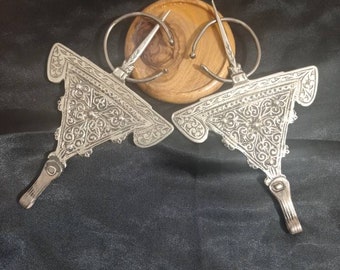 RARE - Antique Pair of Berber Fibulae known as Ram&#39;s Head, in Silver, from the South Atlas Morocco, 3 Hallmarks, 1335 Hegira=1917