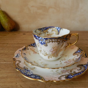 Rare Antique Aynsley Trio