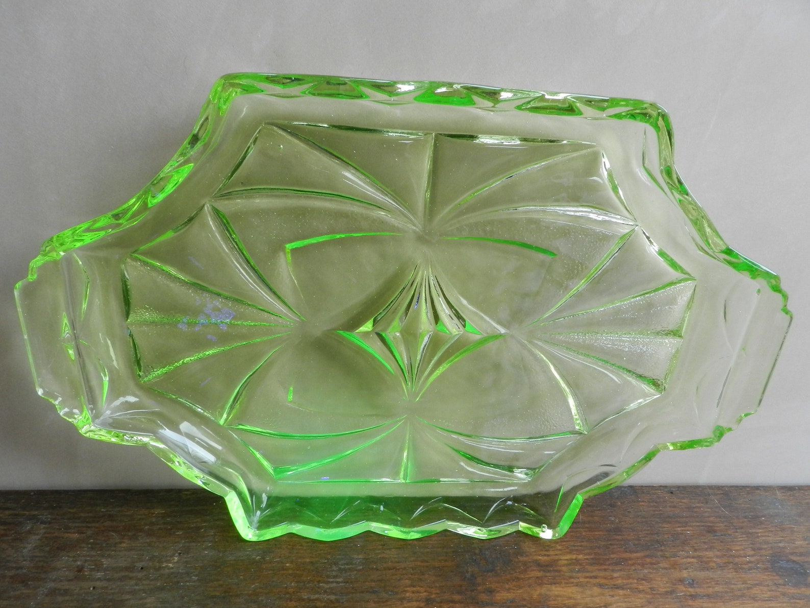 Uranium Glass Tray Etsy
