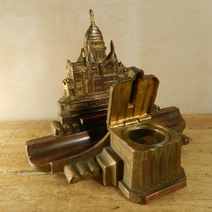 Calamaio souvenir vintage di Parigi