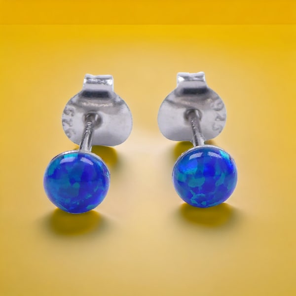 Lab Opal Mini Ohrstecker aus 925 Sterling Silber rhodiniert 4mm Ohrringe blau