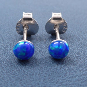 Lab Opal Mini Ohrstecker aus 925 Sterling Silber rhodiniert 4mm Ohrringe blau image 5
