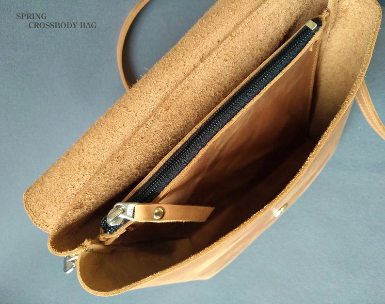 Leather Crossbody Bag, Flap Shoulder Bag, Small Purse, Woman Tan Bag