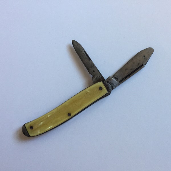 Colonial Pocket Knife