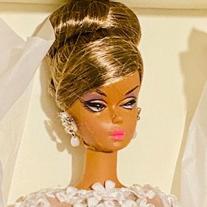 2011 Silkstone Evening Gown AA Vintage Barbie BFMC Gold Label Doll NRFB