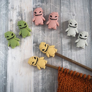 HALLOWEEN Knitting needle stoppers / Monster (1 pair) / Needle point protectors / knitting accessories / knitting notions