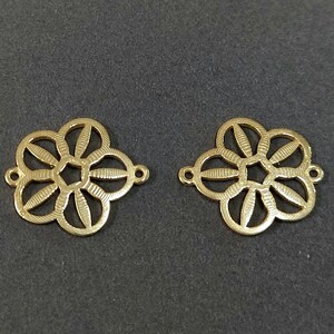 925 Silver Flower Shape Women & Girl Charms Pendant/15 mm Gold Vermeil Charm Pendant/Bracelet Connector/5 Petals/Bridesmaid Gift for Her/Mom