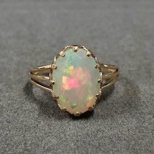 14k Gold Multi Fire Opal Ring, Ethiopian Opal, Statement Gold Ring, Exclusive Item, Oval Faceted Opal, Amazing Fire Opal, Gift for her