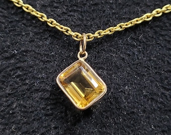 18k Gold Citrine Quartz Pendant, Octagon Shape Pendant, Minimalist Pendant, Birthday Present, Complete your necklace
