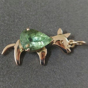 14k Zebra Gold Green Tourmaline Animal Pendant
