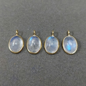 18k Gold Rainbow Moonstone Charms, 6 × 8 mm, Blue Flash AAA Grade Gemstone, Price per piece, Birth Stone Charms