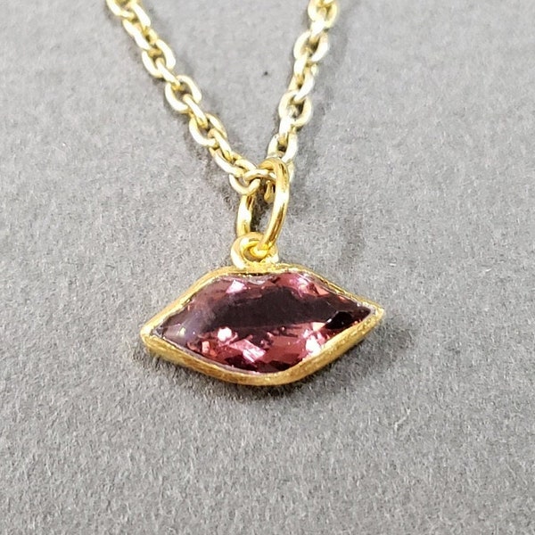 18k Gold Pink Tourmaline Lips Pendant, Gold Jewelry, Vibrant Color, Inclusion Based, Gift for Her, 18k