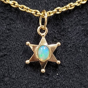 12 MM Star Gold Pendant, Ethiopian Opal 18k Gold Pendant, 4x6 mm Oval Opal, Minimalist Gold Pendant, Opal Jewelry, Fire Ethiopian Opal