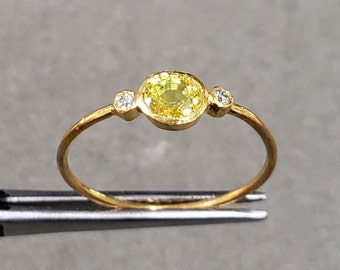 Shinning Yellow Sapphire with Brilliant Cut Diamond, 18k Gold Ring, Gift for Her, Stackable Ring, Love Gold Jewelry