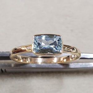 14k Gold Natural Blue Aquamarine Ring, Cushion Shape, Bezel Set, Gold Jewelry, Clean Aquamarine, Anniversary Ring, Statement Ring