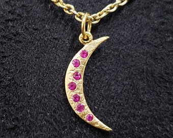 Ruby 14k Gold Moon Pendant, Gold Jewelry, Moon Shape, Gift for her, Ruby Setted, Dainty Pendant, Anniversary Pendant, Birthday Gift