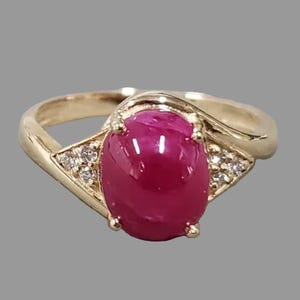 Natürlicher Kirschroter Rubin Diamantring, 14k Gold-Statement-Ring