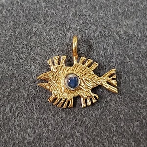 Fisch Form Regenbogen Mondstein Gold Vermeil Anhänger, Aus Silber, Gehämmert Anhänger, Minimalistischer Schmuck, DIY Zubehör, Halsketten Zubehör