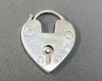 Hammered 925 Sterling Silver Round Clasps, Silver clasps, Handmade Jewelry, Connector Findings, Handmade Clasps, Openable Clasps