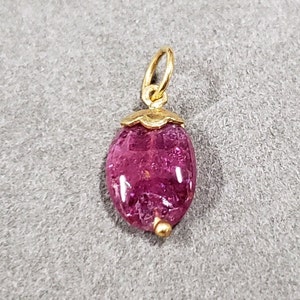 18k Gold Oval Rubellite Pendant Necklace for Women, Drilled Pink  Tourmaline, Bead Cap 18k, Dainty Pendant 
