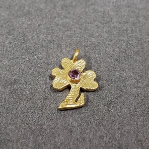Pink Tourmaline Gold Vermeil Charms, Flower Charms, Hammered Charms, Easy To Use, Gold Vermeil, Wholesale Supplies, Dainty Charms