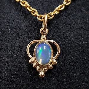 Ethiopian Opal 18k Gold Minimalist Pendant, Cabochon Gold Jewelry, Birthday Pendant, Gold Granules, Gift for Her