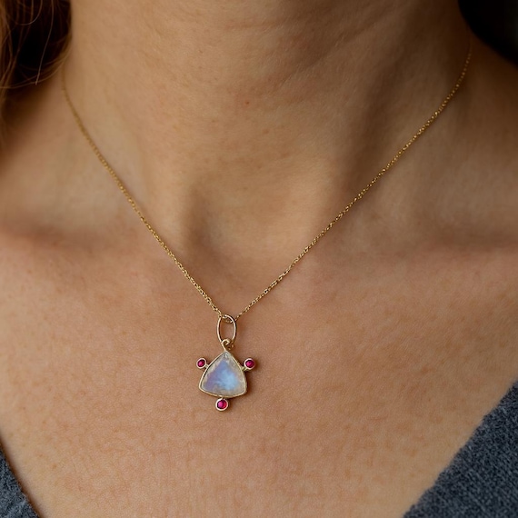 14k Gold Rainbow Moonstone and Ruby Pendant – Triangle Shape