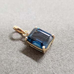 London Blue Topaz Pendant, 18k gold Diamond Pendant, Octagon Shape Pendant, Necklace Findings, Prong setted, Birthday Present