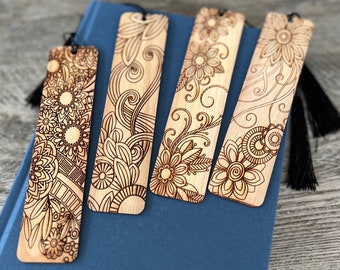 Floral Pattern Bookmark - Handmade Engraved Wood Bookmark - Wonderful Wooden Gift