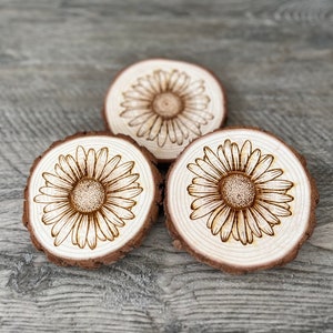 Daisy Wood Engraved Coaster Set - Perfect Gift for Wedding, Engagement, Anniversary, or Christmas