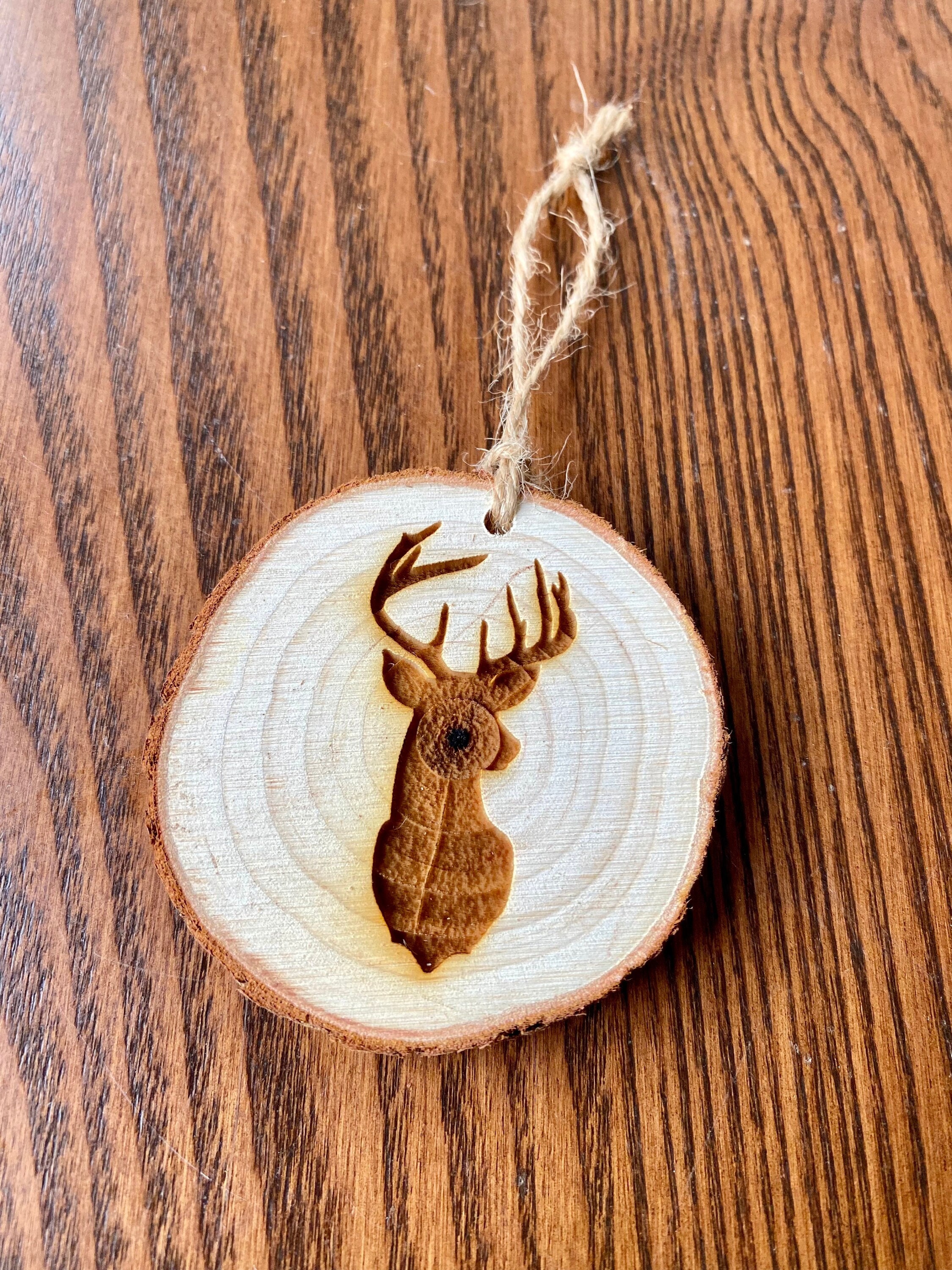 36 Stunning DIY Christmas Tree Decoration Ideas 25 Deer Head Engraved Wood Christmas Ornament - Personalized Engraved…