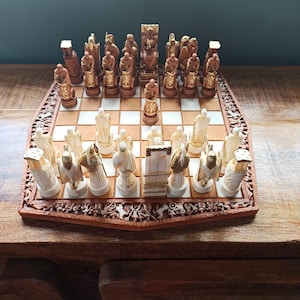 Chess Set, Chess Board, Ancient Greek Art, Gift Idea - Etsy