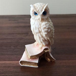 Owl Figurines, Modern Sculpture, Decorative Statue