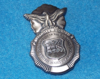 New Air Force Mini Master Security Police Insignia *mocinc.1982*