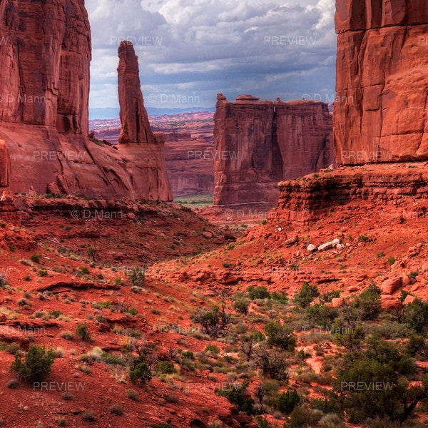 Digital Download Wall Art Photography.  Arches National Monument near Moab, Utah. Scenic view. You Print.